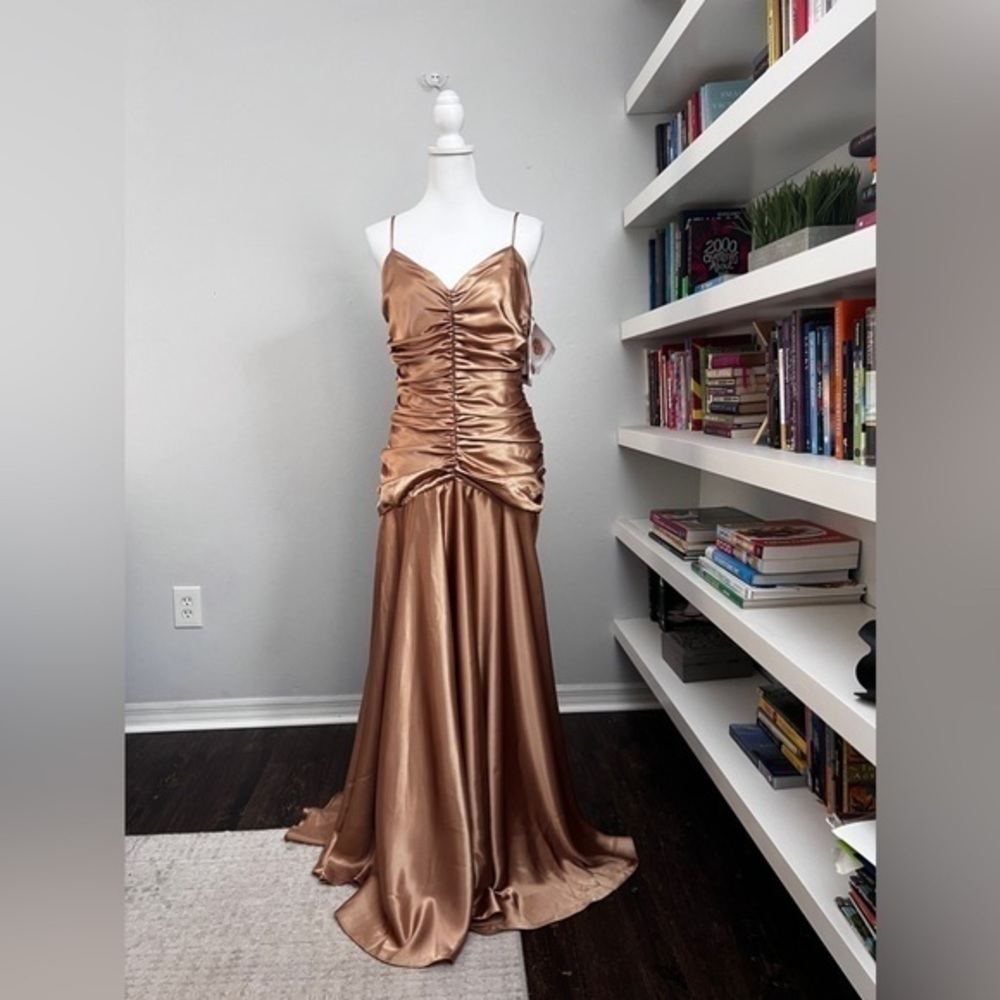 Jessica McClintock Gold Ruched Gown NWT Formal Evening Dress size 12